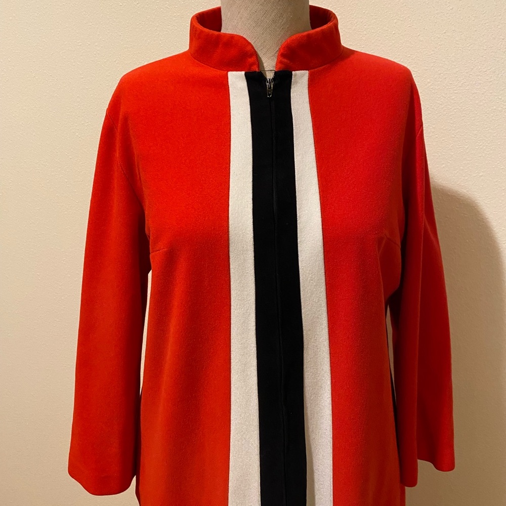 Elegant Red and Black Women's Robe